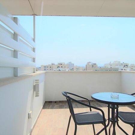 Phaedrus Living: Luxury Suite Nicosia 508 Екстер'єр фото