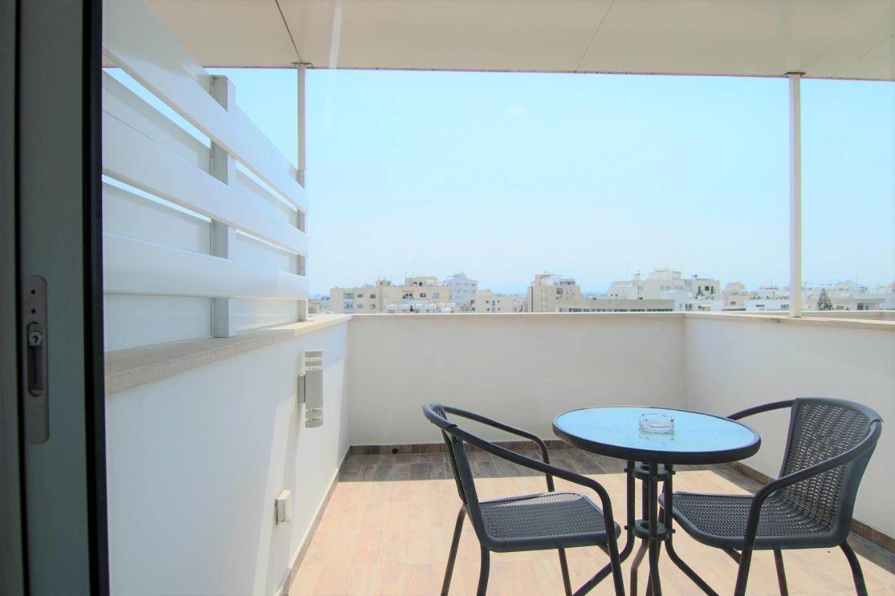 Phaedrus Living: Luxury Suite Nicosia 508 Екстер'єр фото